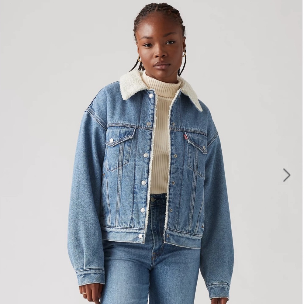 Levi's 90’s Sherpa Trucker Jacket